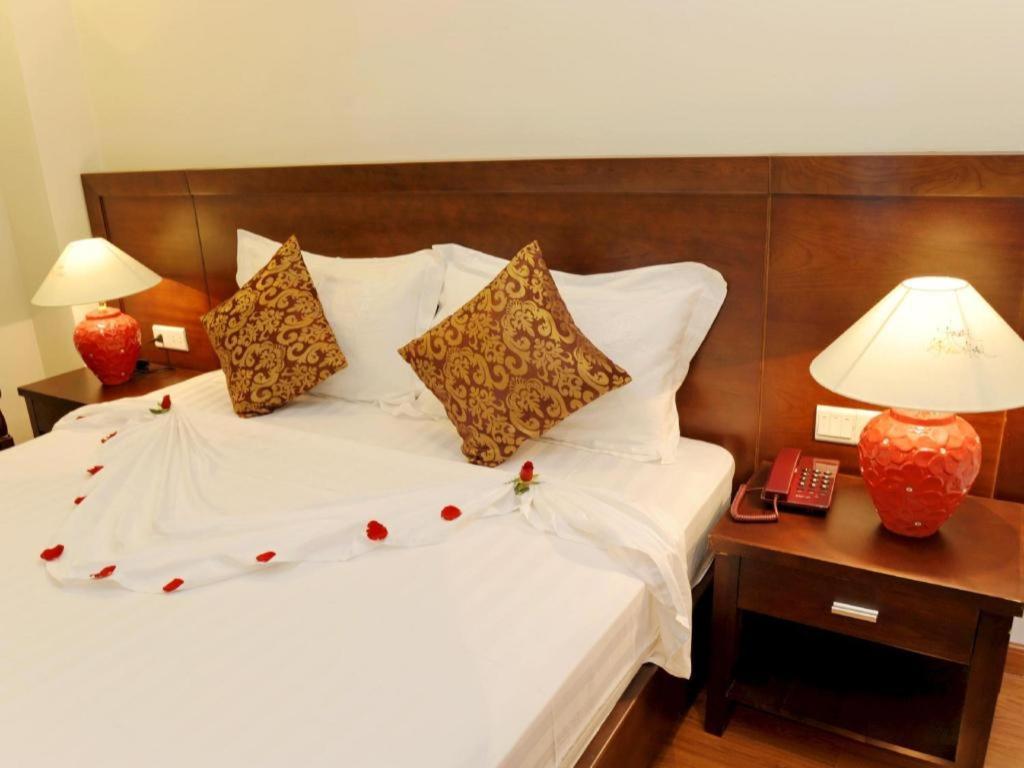 Hanoi Golden Hotel На Транг Екстериор снимка