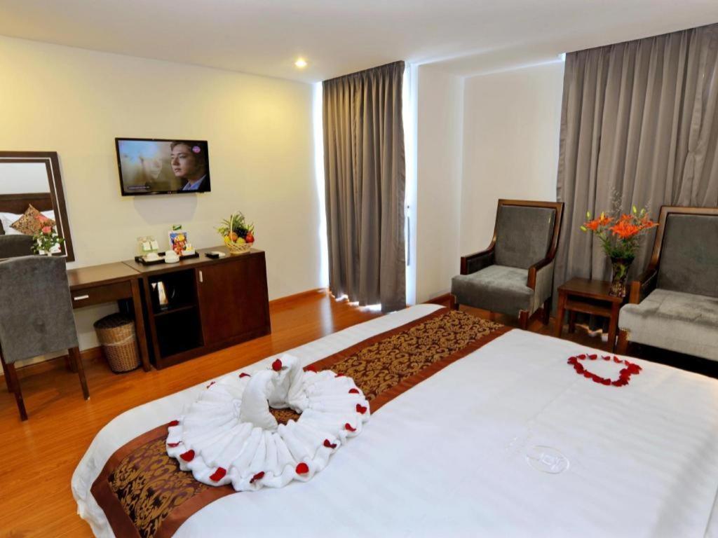 Hanoi Golden Hotel На Транг Екстериор снимка