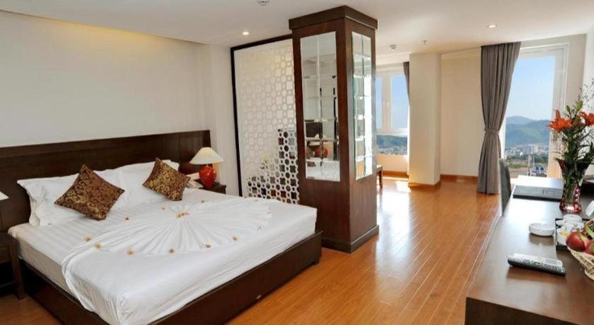 Hanoi Golden Hotel На Транг Екстериор снимка